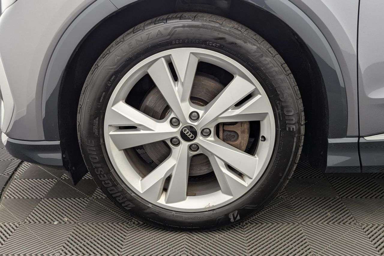 2021 AUDI Q4 E-TRON 2021 AUDI Q4 E-TRON