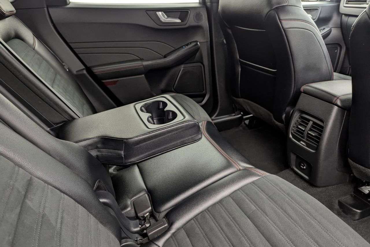 2021 FORD KUGA 2021 FORD KUGA