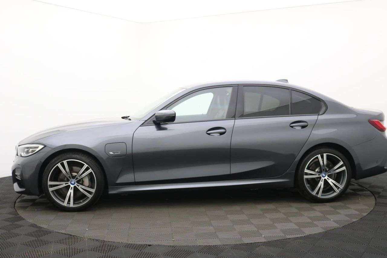 2021 BMW 3 SERIES 2021 BMW 3 SERIES