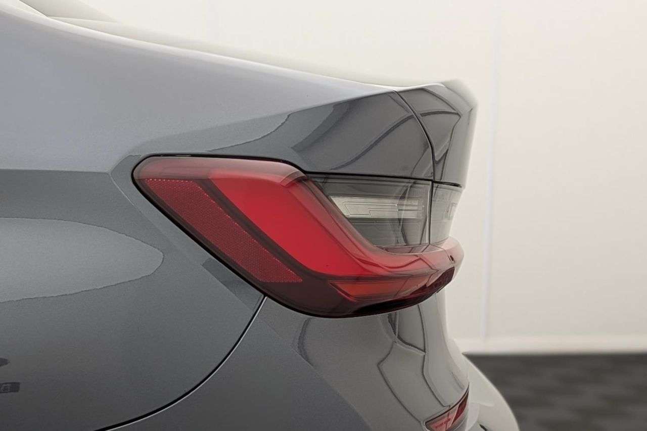 2021 BMW 3 SERIES 2021 BMW 3 SERIES