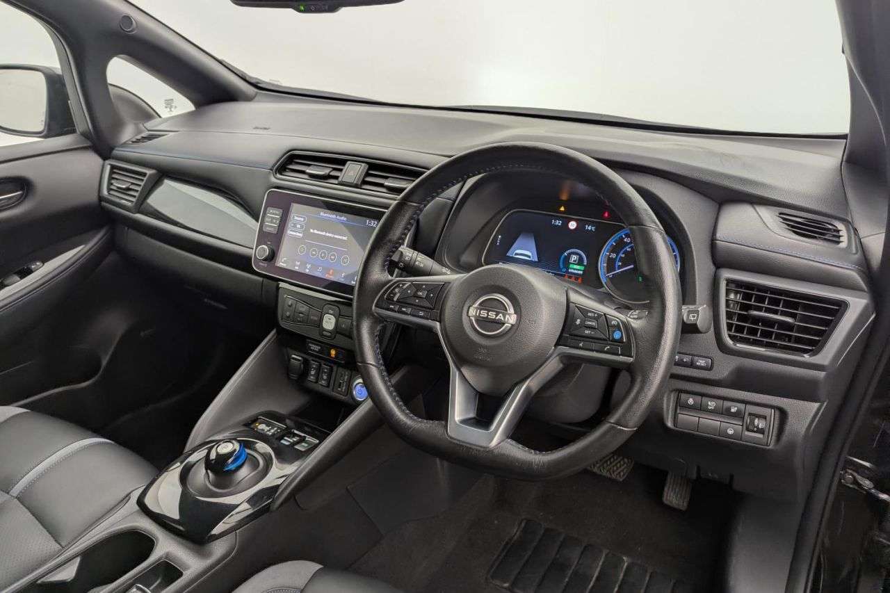 2022 NISSAN LEAF 2022 NISSAN LEAF