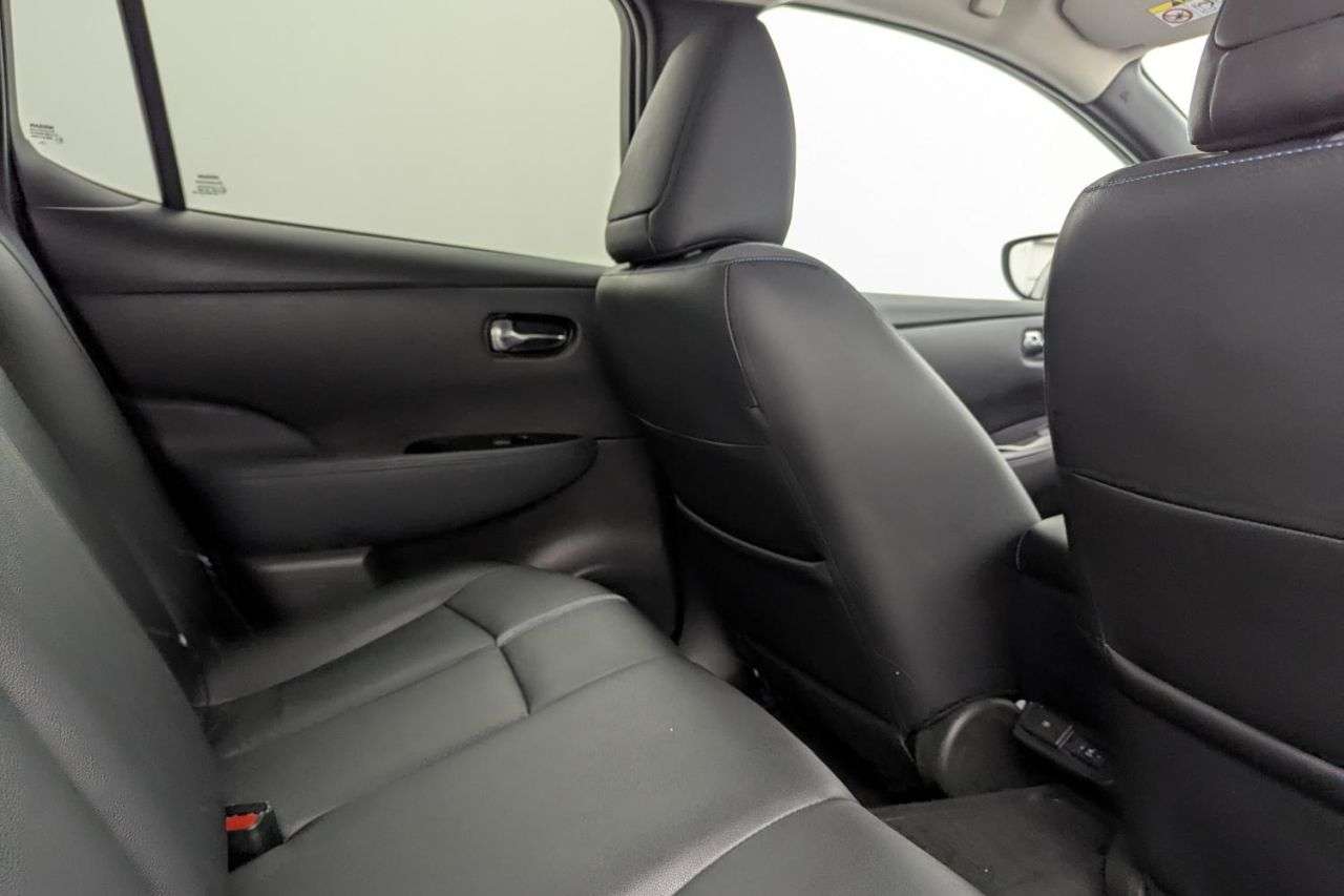 2022 NISSAN LEAF 2022 NISSAN LEAF