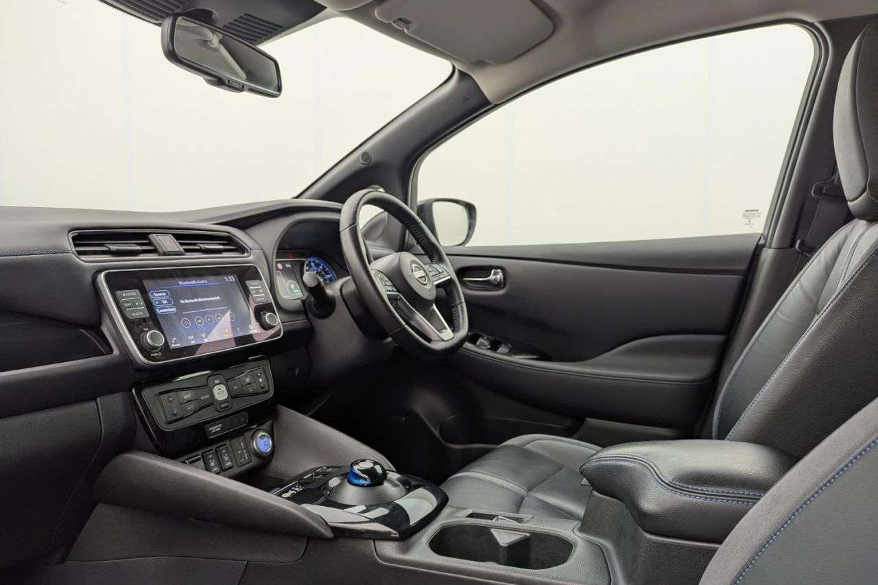 2022 NISSAN LEAF 2022 NISSAN LEAF