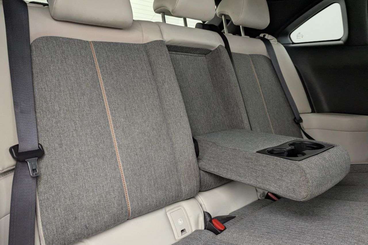 2022 MAZDA MX-30 2022 MAZDA MX-30