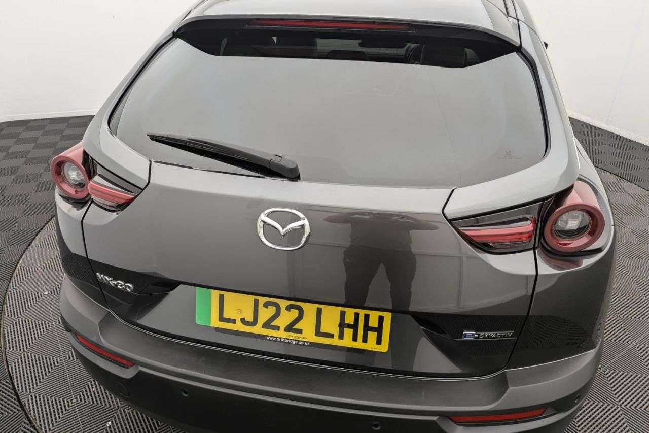 2022 MAZDA MX-30 2022 MAZDA MX-30