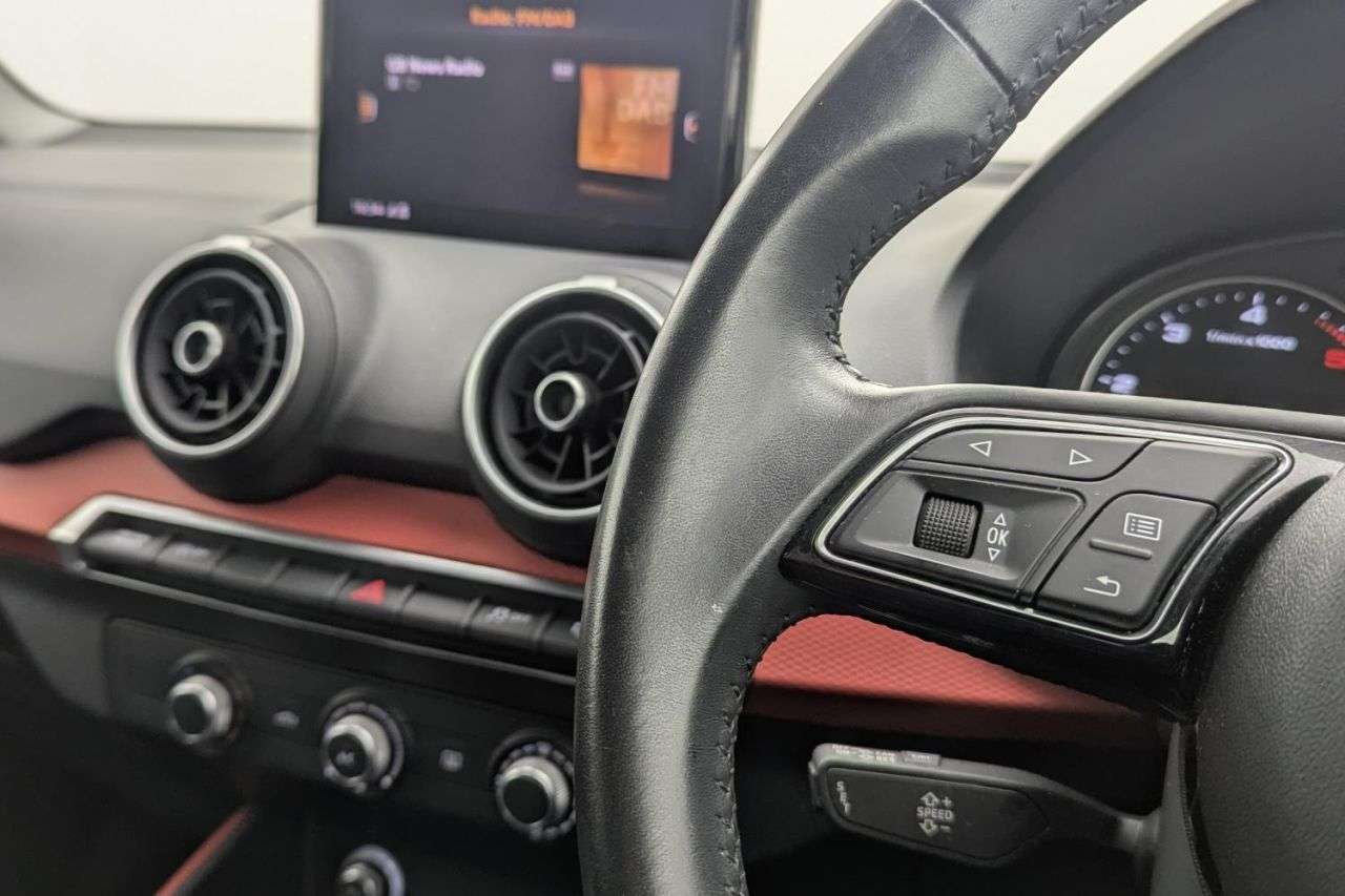 2019 AUDI Q2 2019 AUDI Q2