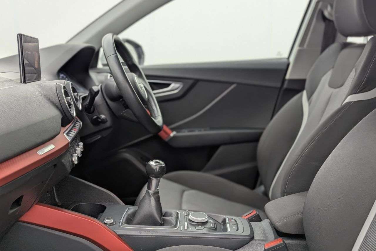 2019 AUDI Q2 2019 AUDI Q2