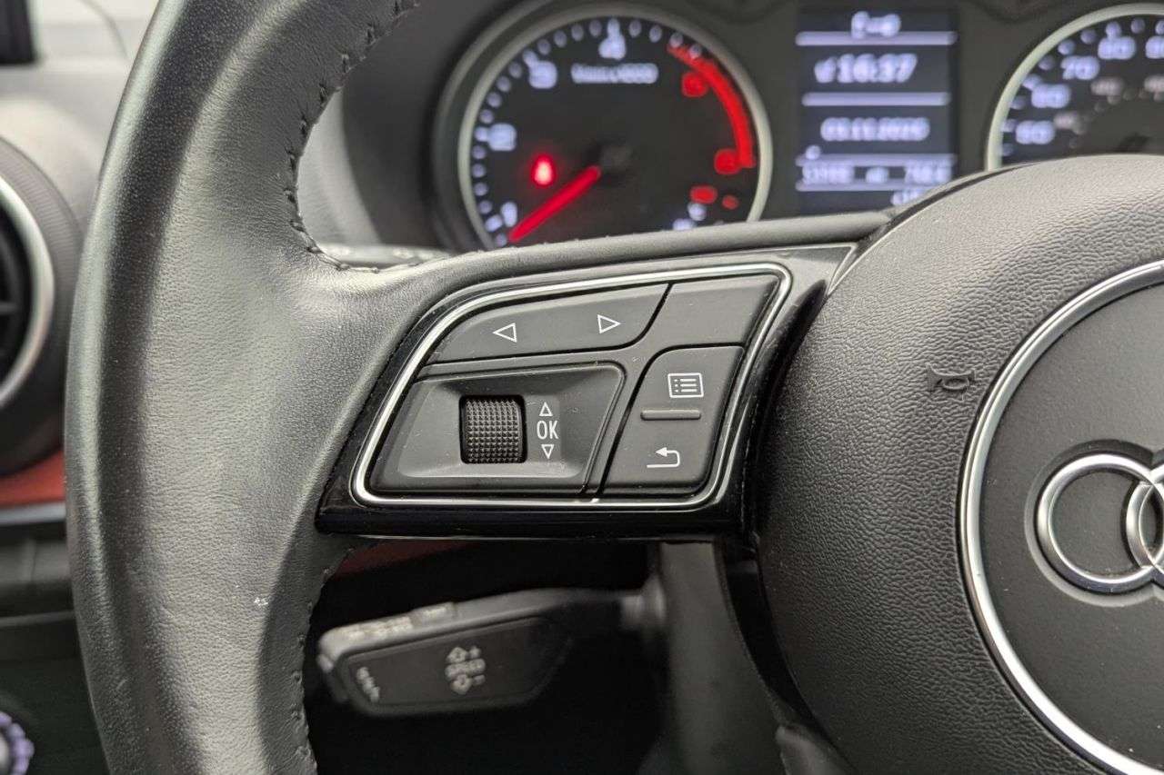 2019 AUDI Q2 2019 AUDI Q2