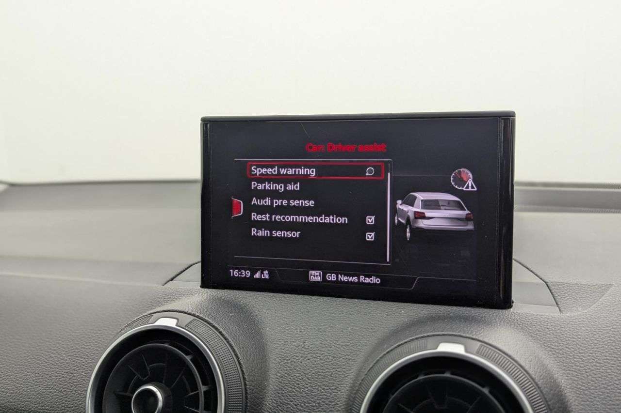 2019 AUDI Q2 2019 AUDI Q2