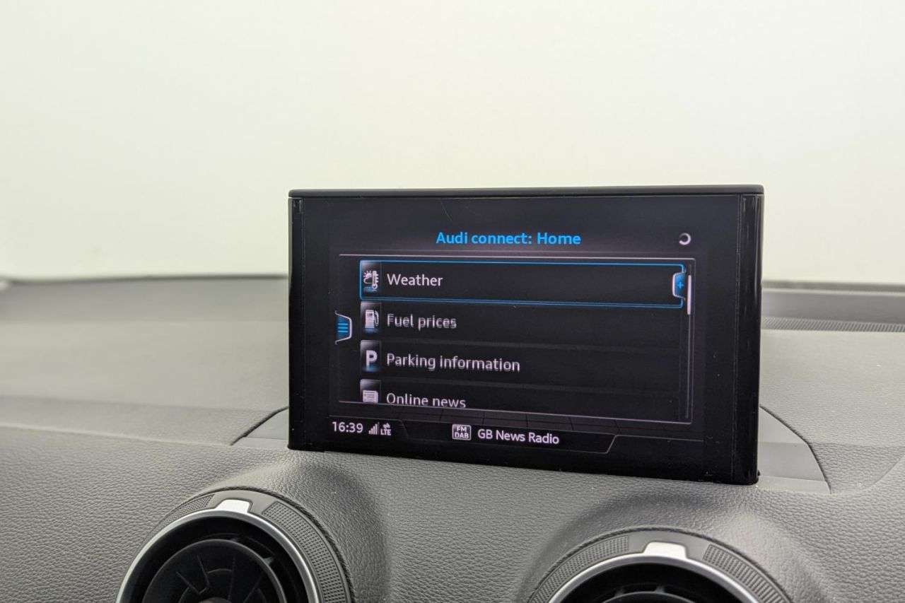 2019 AUDI Q2 2019 AUDI Q2