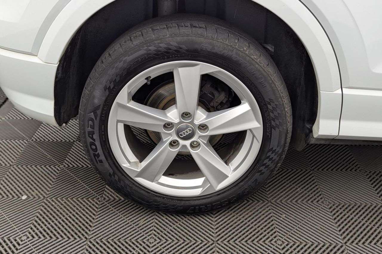 2019 AUDI Q2 2019 AUDI Q2