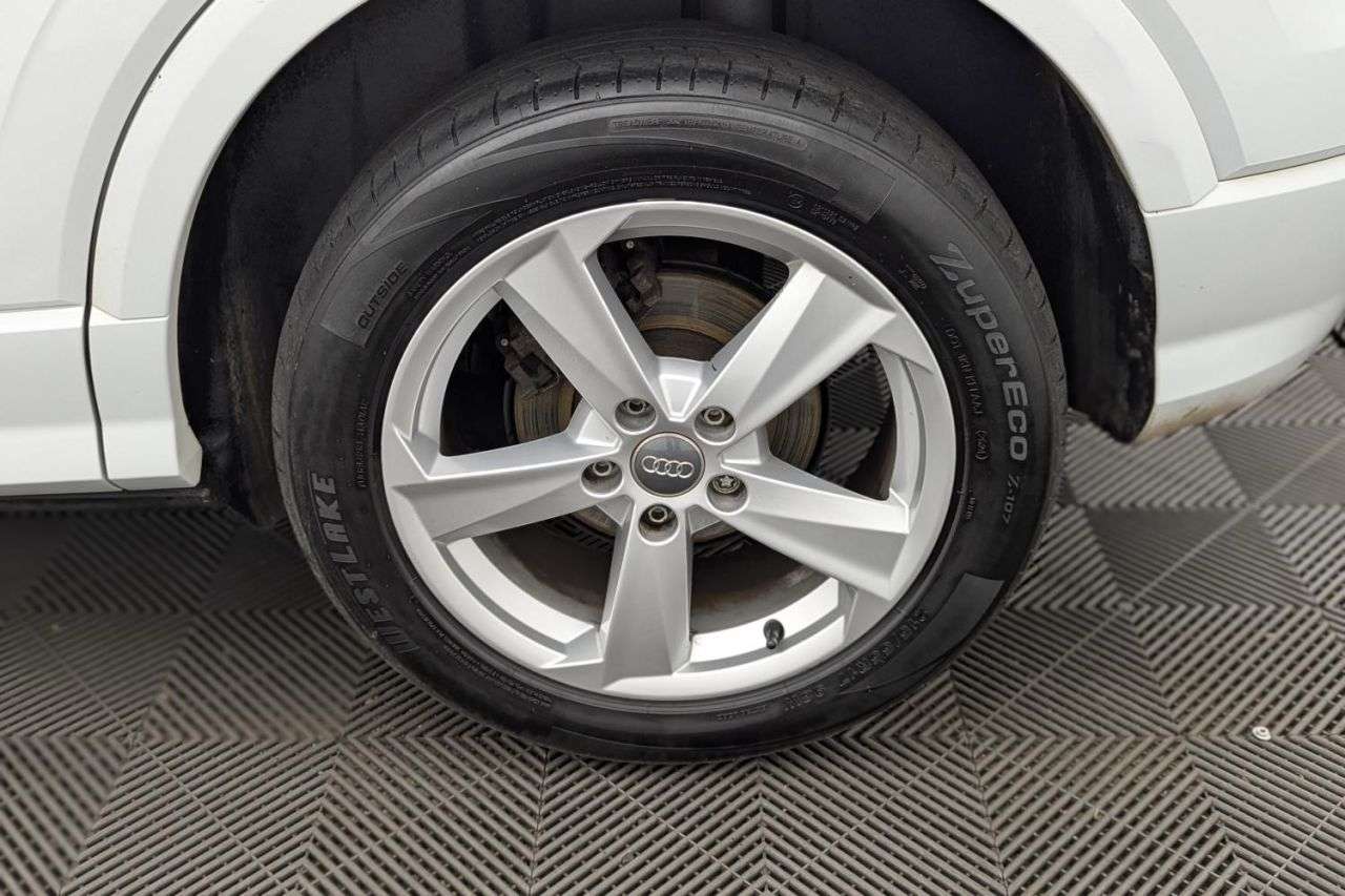 2019 AUDI Q2 2019 AUDI Q2