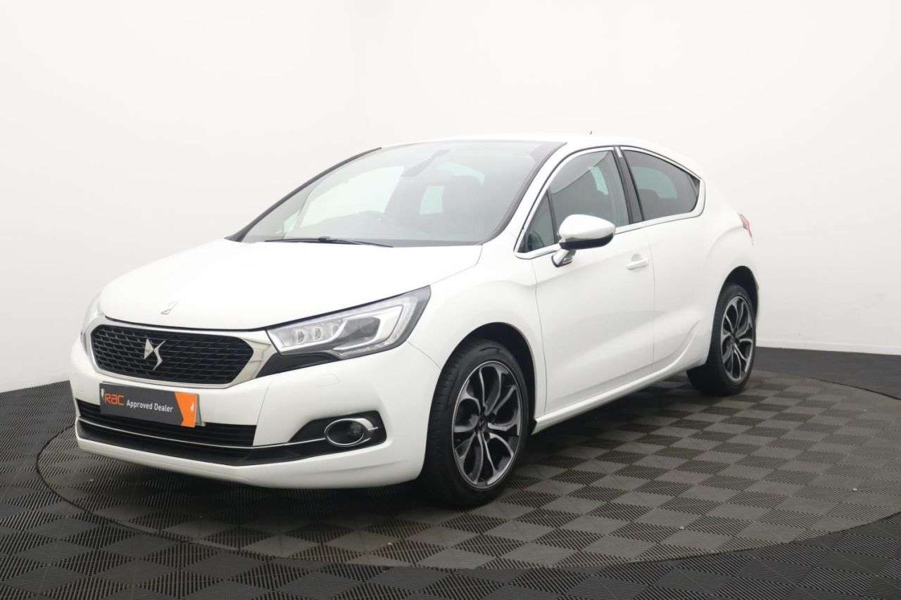 2017 DS AUTOMOBILES DS 4 2017 DS AUTOMOBILES DS 4