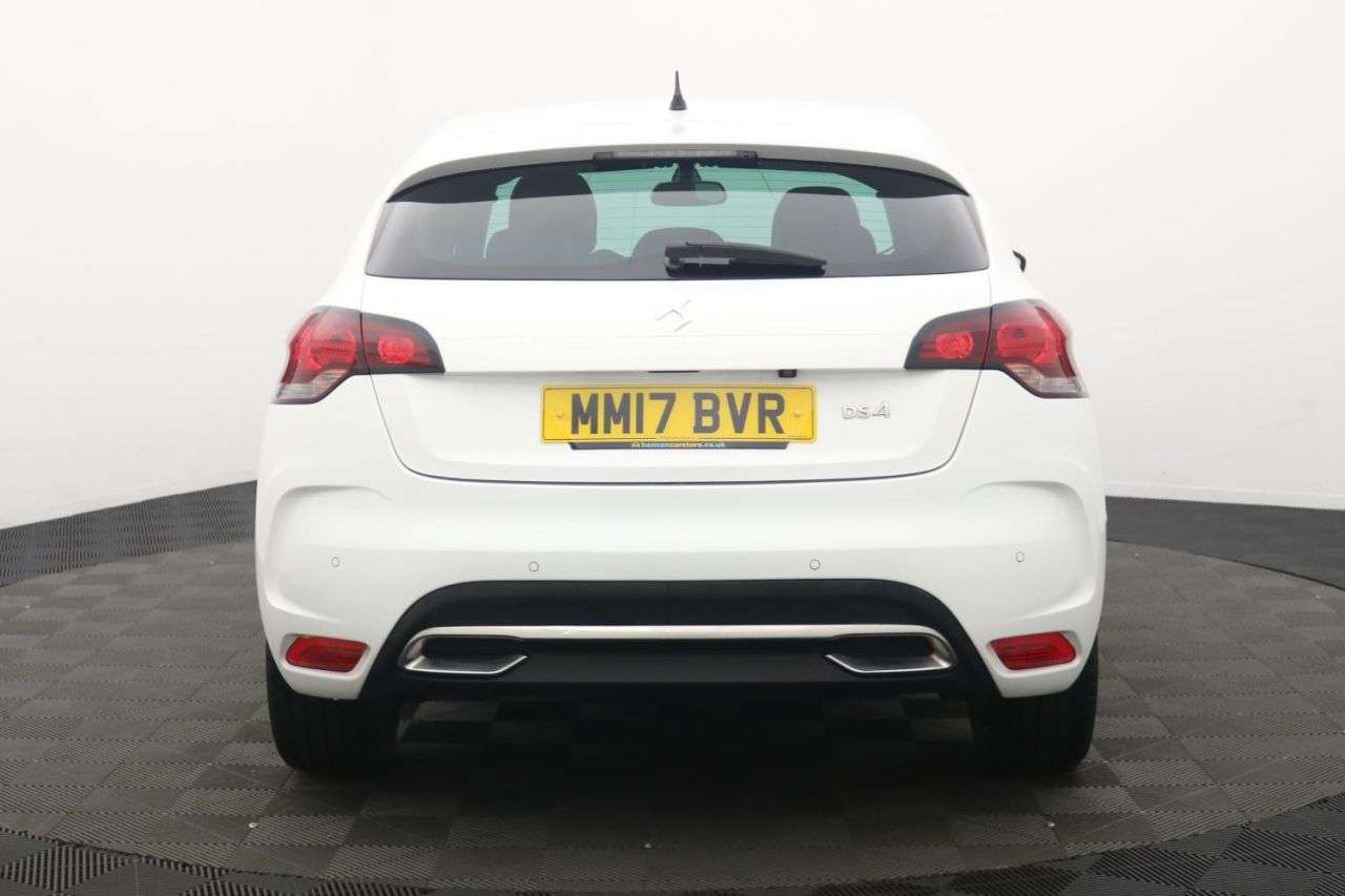 2017 DS AUTOMOBILES DS 4 2017 DS AUTOMOBILES DS 4