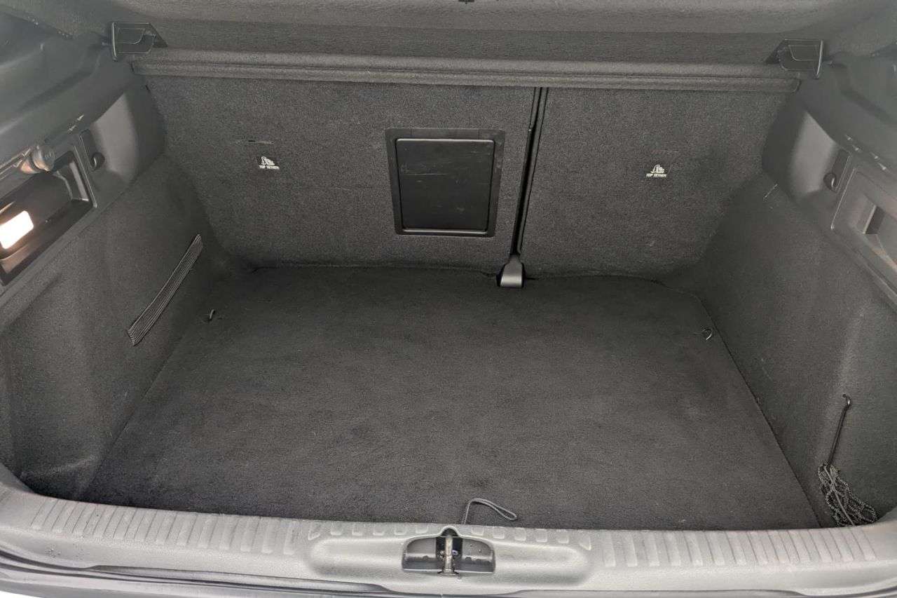 2017 DS AUTOMOBILES DS 4 2017 DS AUTOMOBILES DS 4