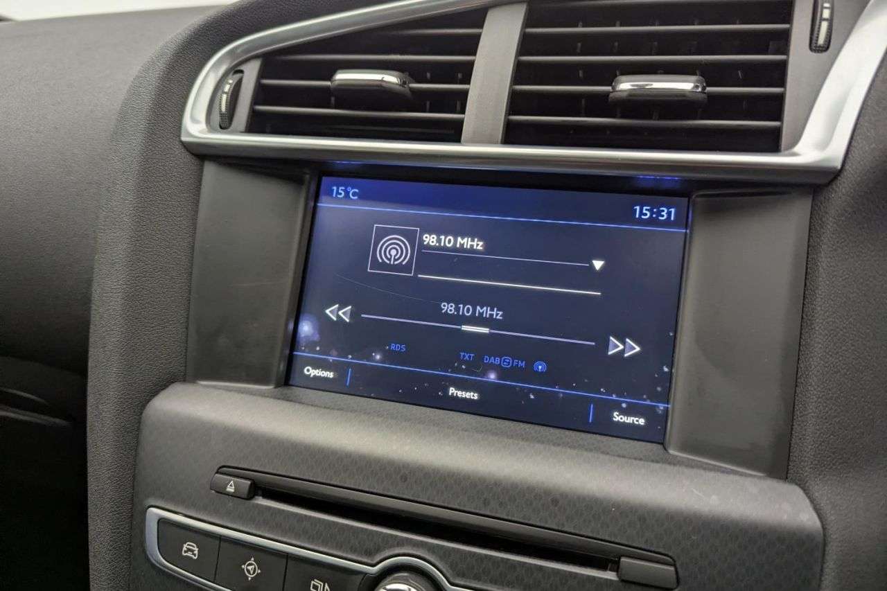 2017 DS AUTOMOBILES DS 4 2017 DS AUTOMOBILES DS 4