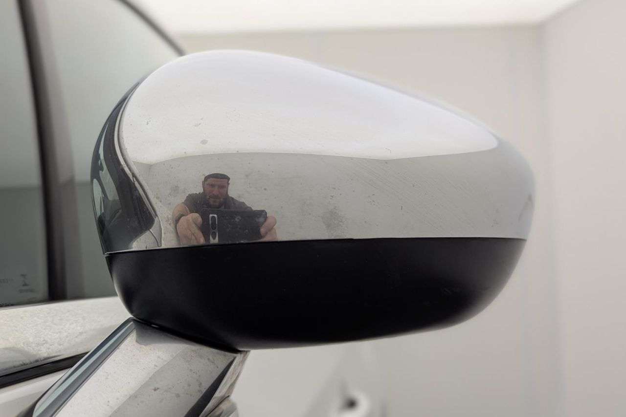 2017 DS AUTOMOBILES DS 4 2017 DS AUTOMOBILES DS 4