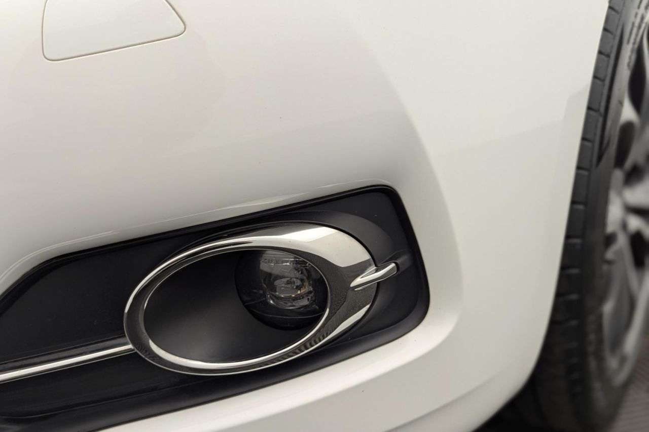 2017 DS AUTOMOBILES DS 4 2017 DS AUTOMOBILES DS 4