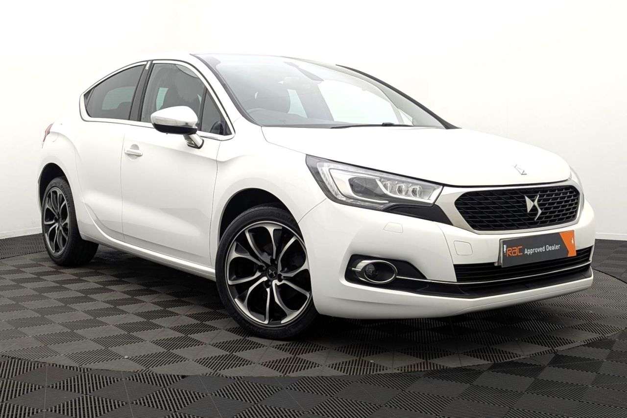 2017 DS AUTOMOBILES DS 4 2017 DS AUTOMOBILES DS 4