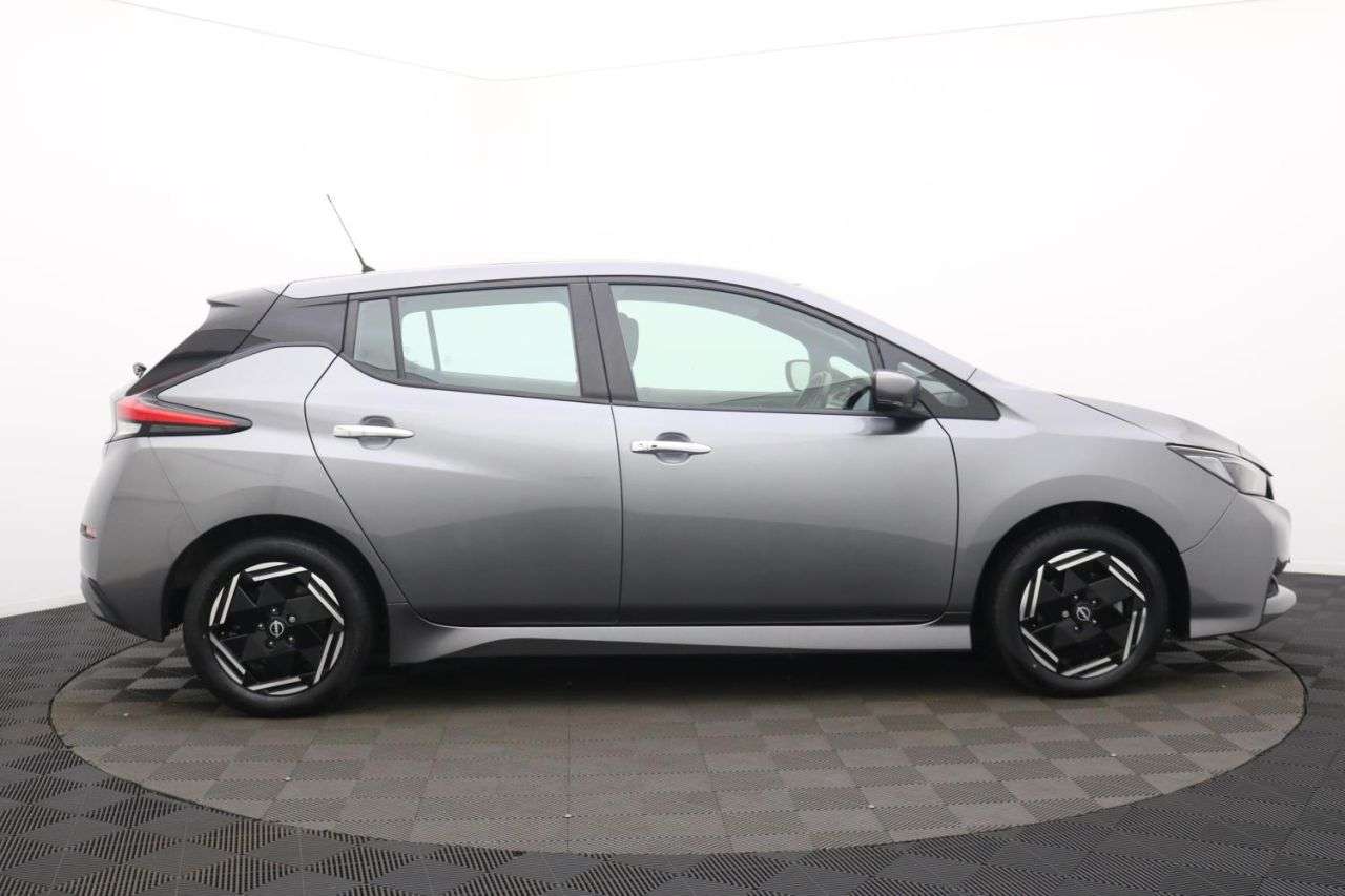 2022 NISSAN LEAF 2022 NISSAN LEAF