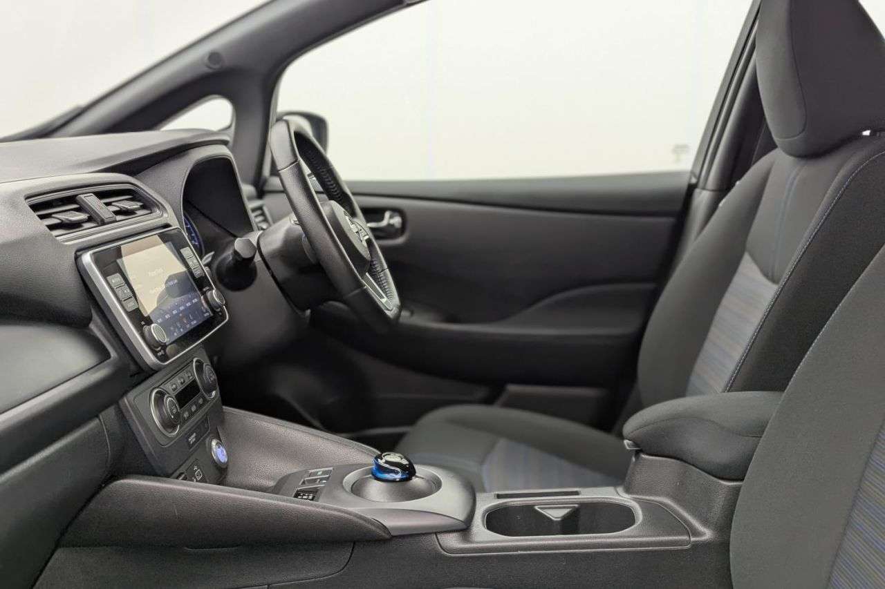 2022 NISSAN LEAF 2022 NISSAN LEAF