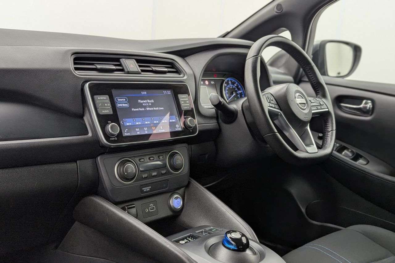 2022 NISSAN LEAF 2022 NISSAN LEAF