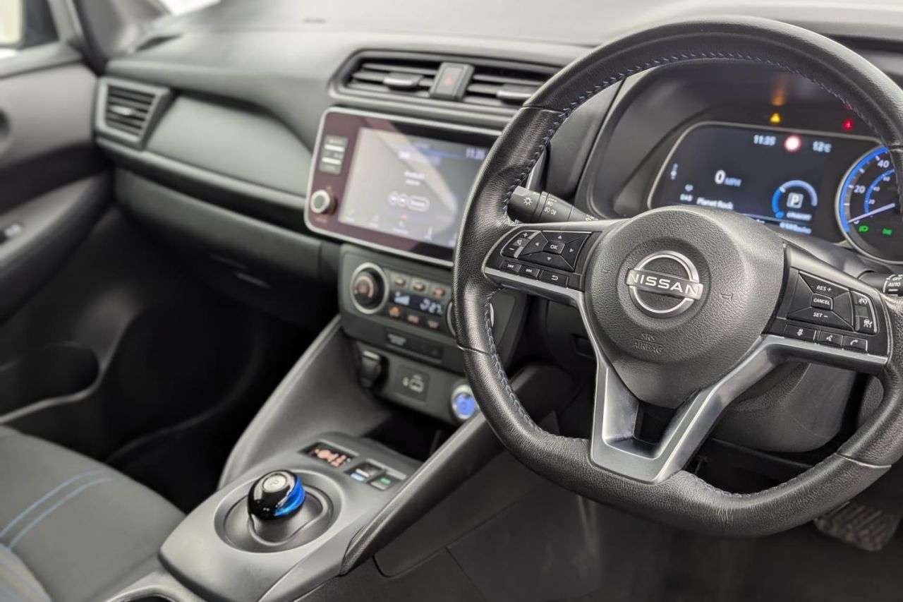 2022 NISSAN LEAF 2022 NISSAN LEAF