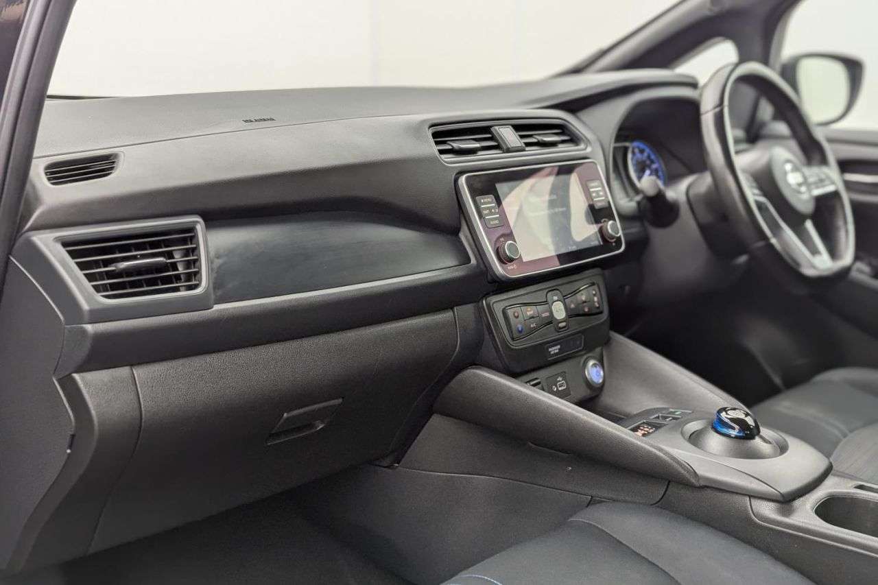 2021 NISSAN LEAF 2021 NISSAN LEAF