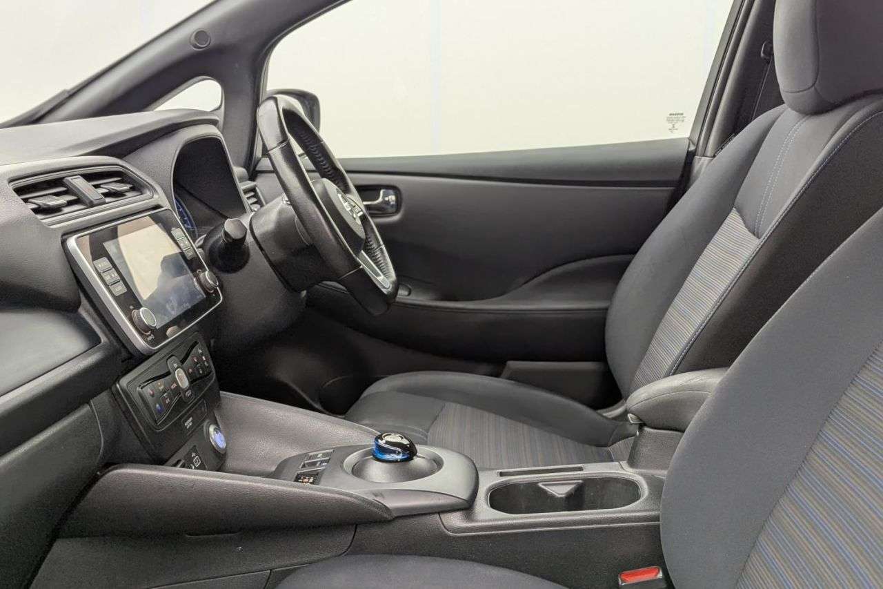 2021 NISSAN LEAF 2021 NISSAN LEAF