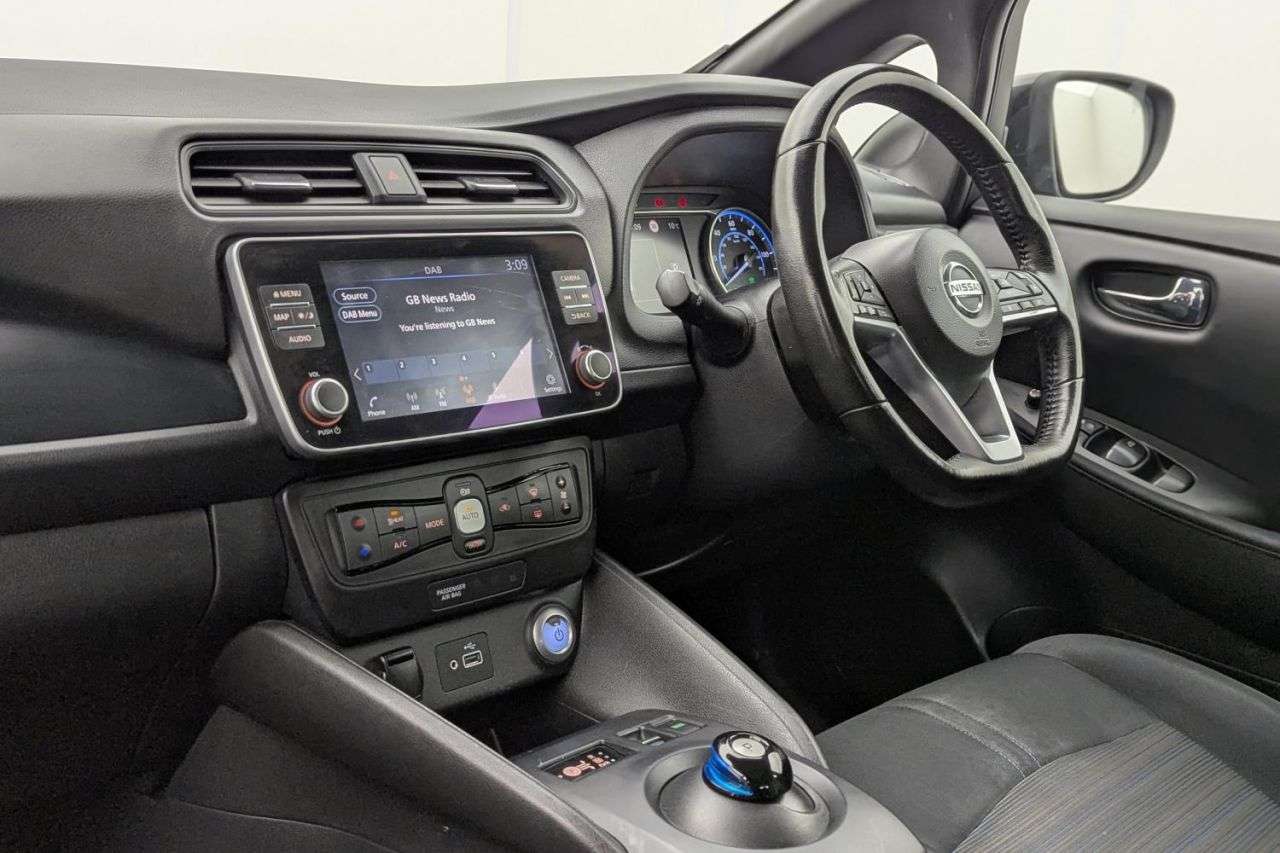 2021 NISSAN LEAF 2021 NISSAN LEAF