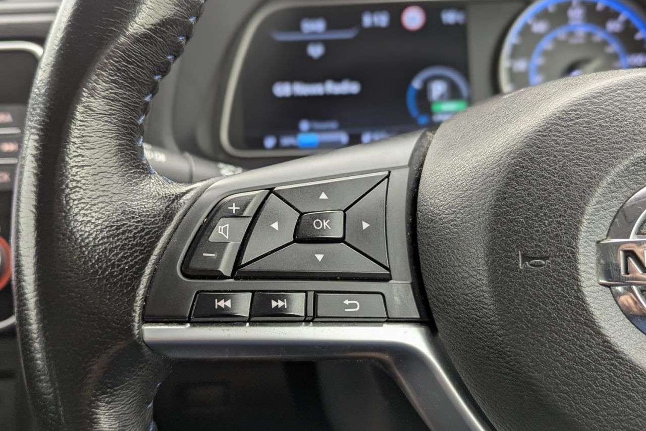 2021 NISSAN LEAF 2021 NISSAN LEAF