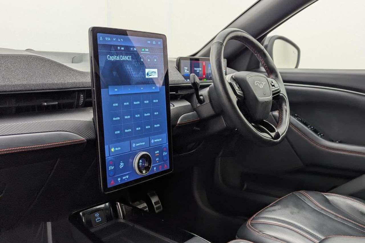 2021 FORD MUSTANG MACH-E 2021 FORD MUSTANG MACH-E