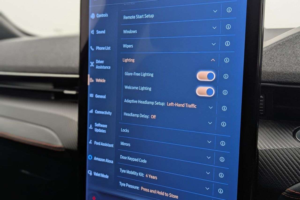 2021 FORD MUSTANG MACH-E 2021 FORD MUSTANG MACH-E