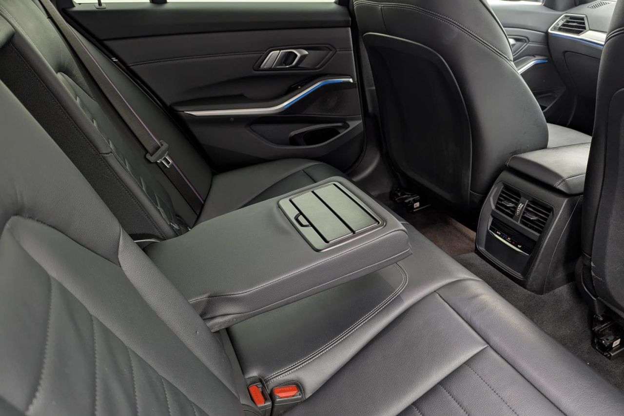 2021 BMW 3 SERIES 2021 BMW 3 SERIES