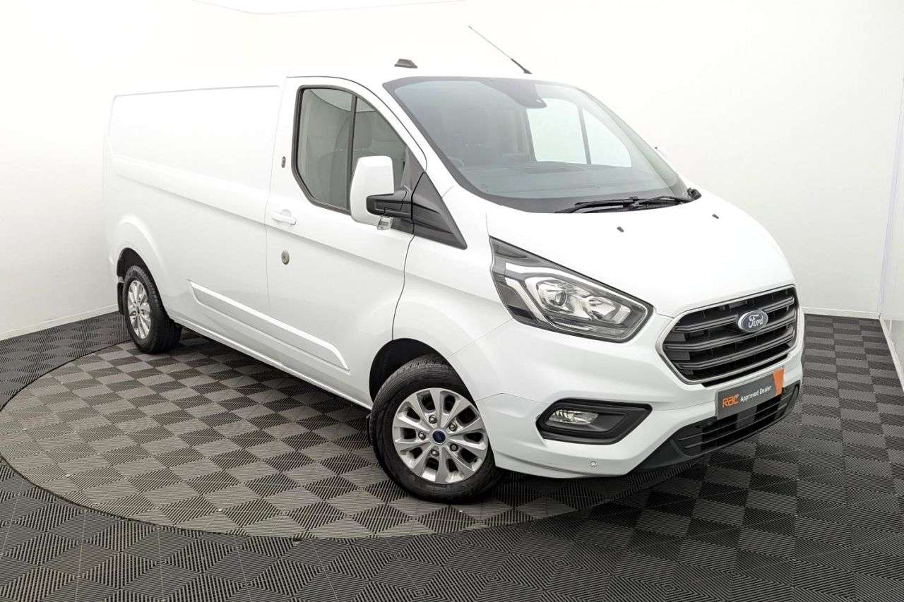 A 2022 FORD TRANSIT CUSTOM 2.0 300 EcoBlue Limited Panel Van 5dr Diesel Manual L2 H1 Euro 6 (s/s) (130 A 2022 FORD TRANSIT CUSTOM 2.0 300 EcoBlue Limited Panel Van 5dr Diesel Manual L2 H1 Euro 6 (s/s) (130
