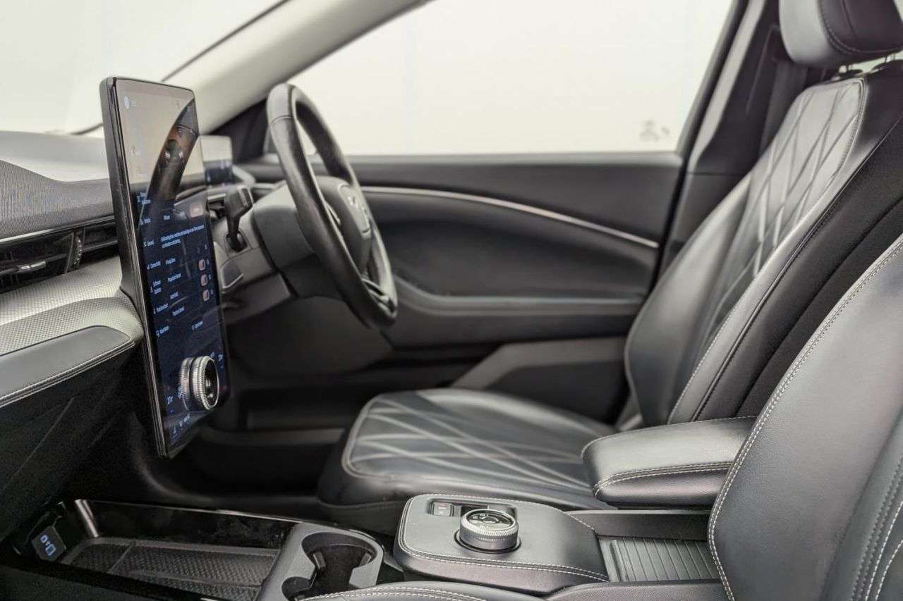 2021 FORD MUSTANG MACH-E 2021 FORD MUSTANG MACH-E