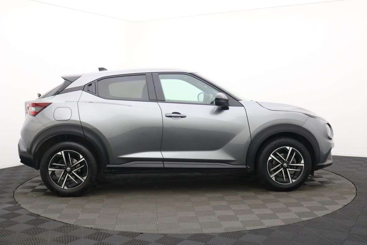 A 2024 NISSAN JUKE 1.0 DIG-T N-Connecta SUV 5dr Petrol DCT Auto Euro 6 (s/s) (114 ps) Award Wi A 2024 NISSAN JUKE 1.0 DIG-T N-Connecta SUV 5dr Petrol DCT Auto Euro 6 (s/s) (114 ps) Award Wi