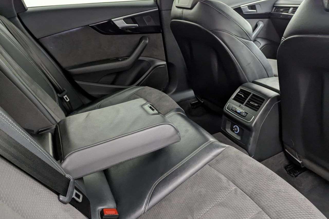 2019 AUDI A4 2019 AUDI A4