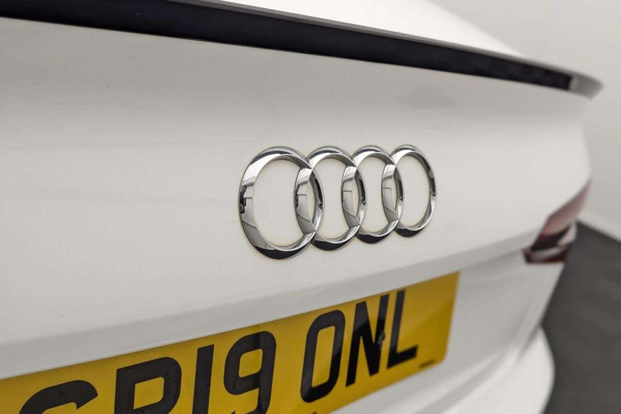 2019 AUDI A4 2019 AUDI A4