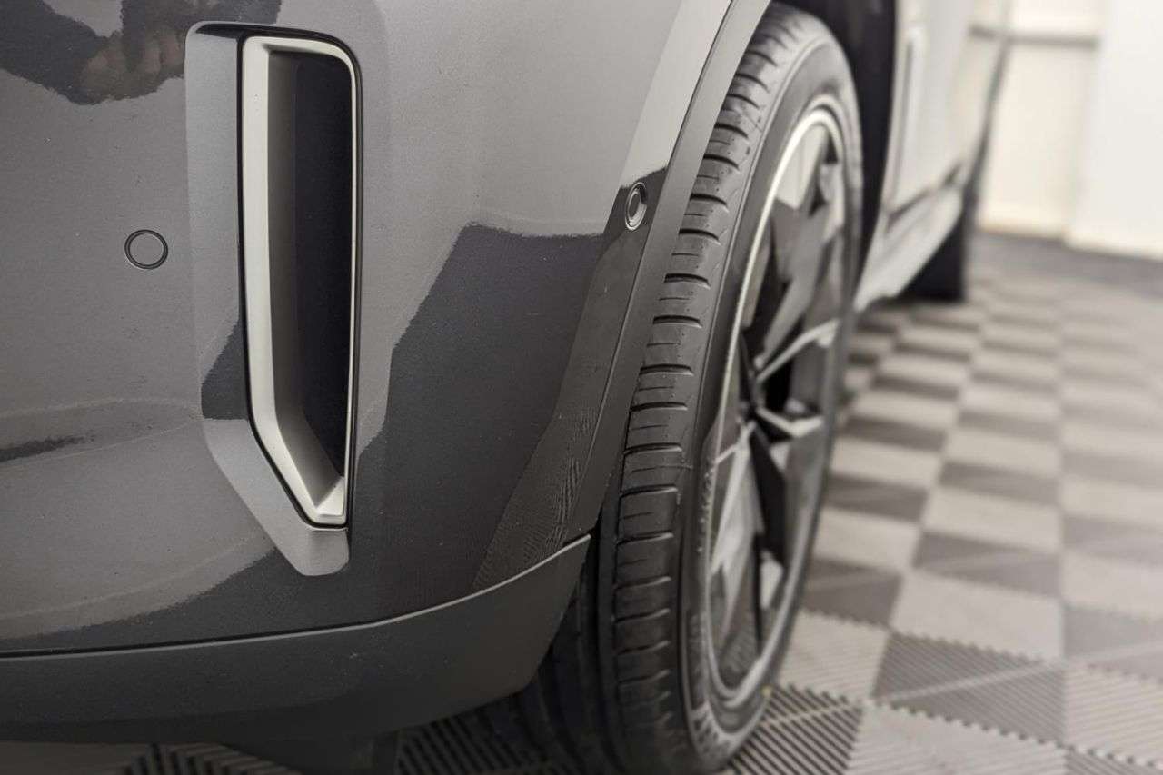 2021 BMW IX3 2021 BMW IX3