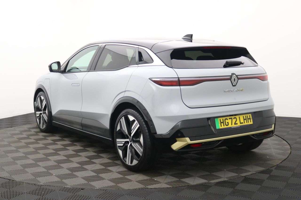 2022 RENAULT MEGANE E-TECH 2022 RENAULT MEGANE E-TECH