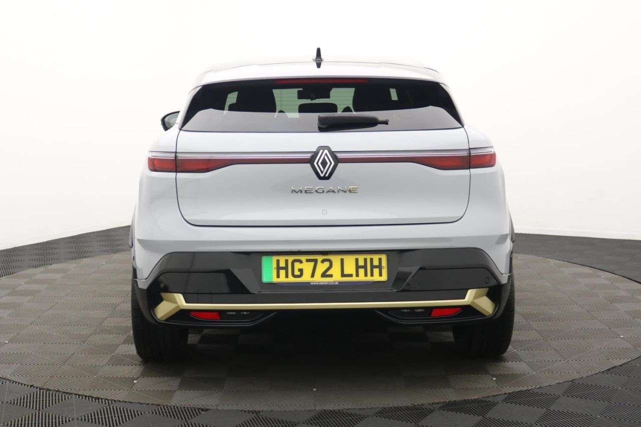 2022 RENAULT MEGANE E-TECH 2022 RENAULT MEGANE E-TECH