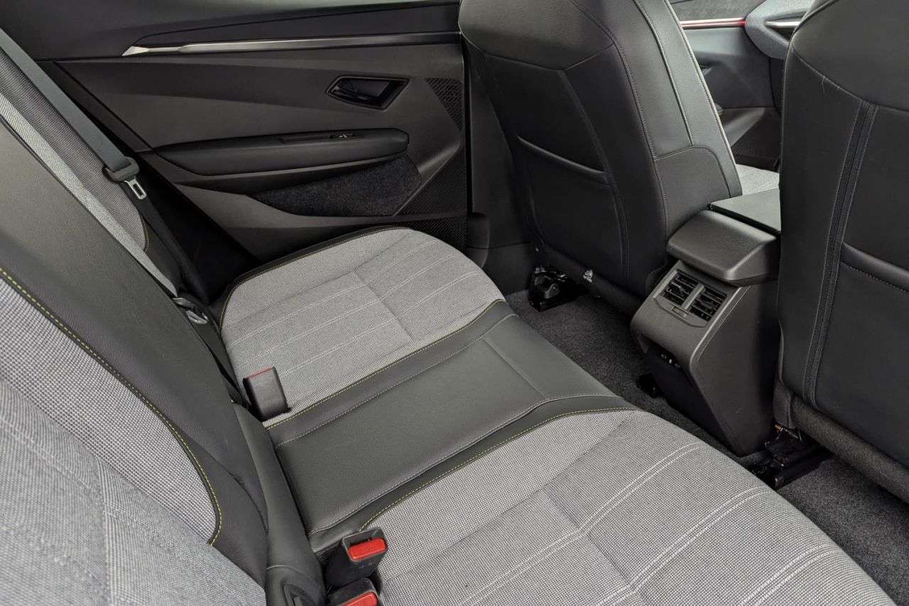 2022 RENAULT MEGANE E-TECH 2022 RENAULT MEGANE E-TECH