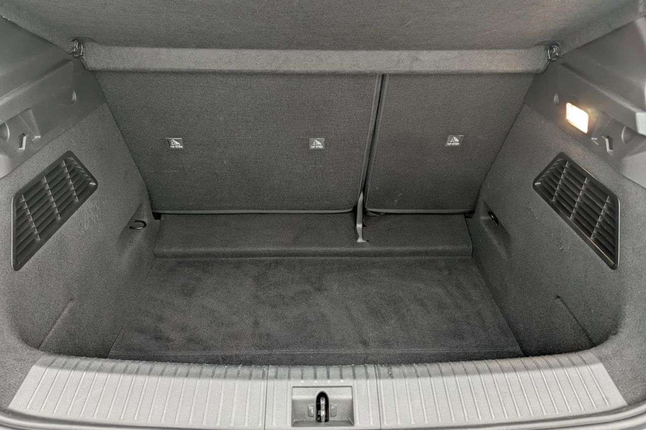 2022 RENAULT MEGANE E-TECH 2022 RENAULT MEGANE E-TECH