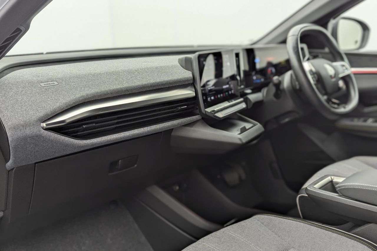 2022 RENAULT MEGANE E-TECH 2022 RENAULT MEGANE E-TECH