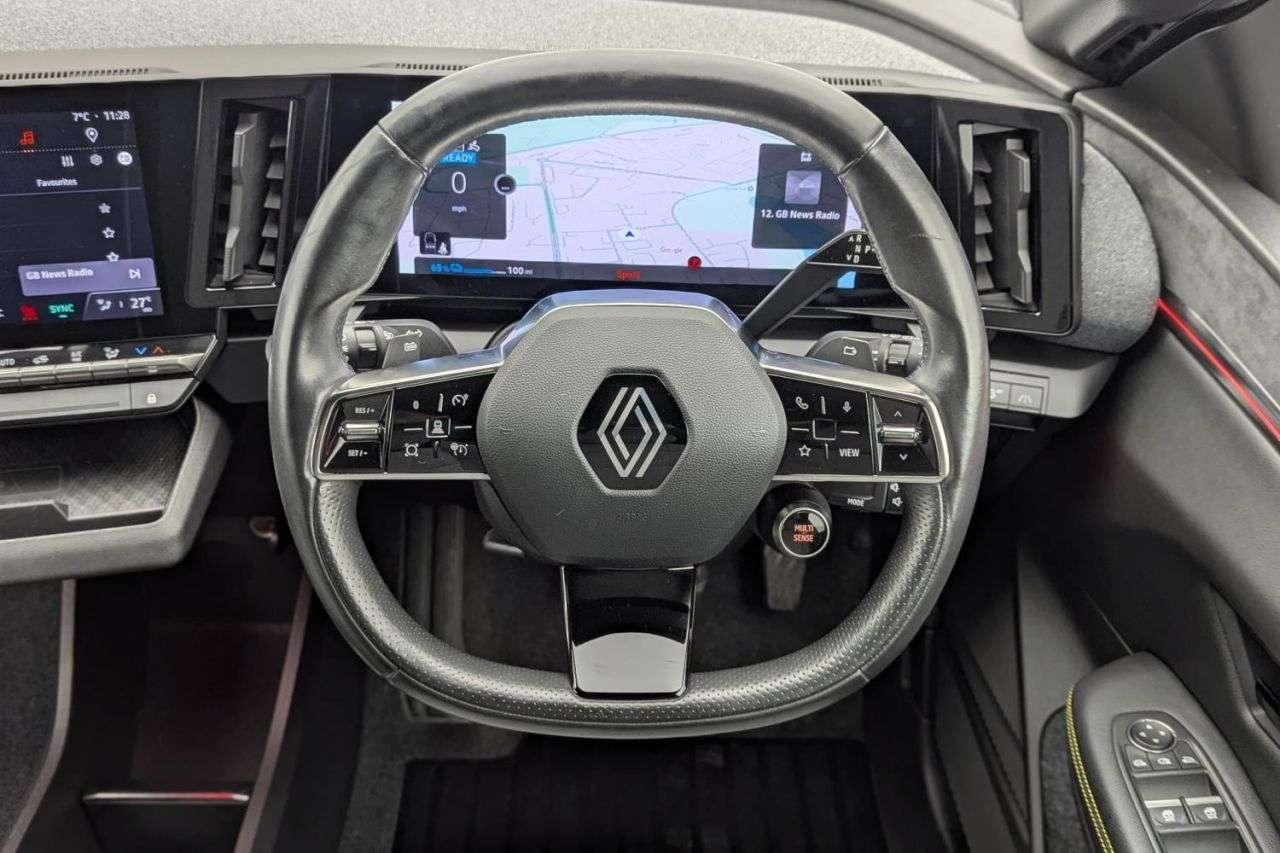 2022 RENAULT MEGANE E-TECH 2022 RENAULT MEGANE E-TECH