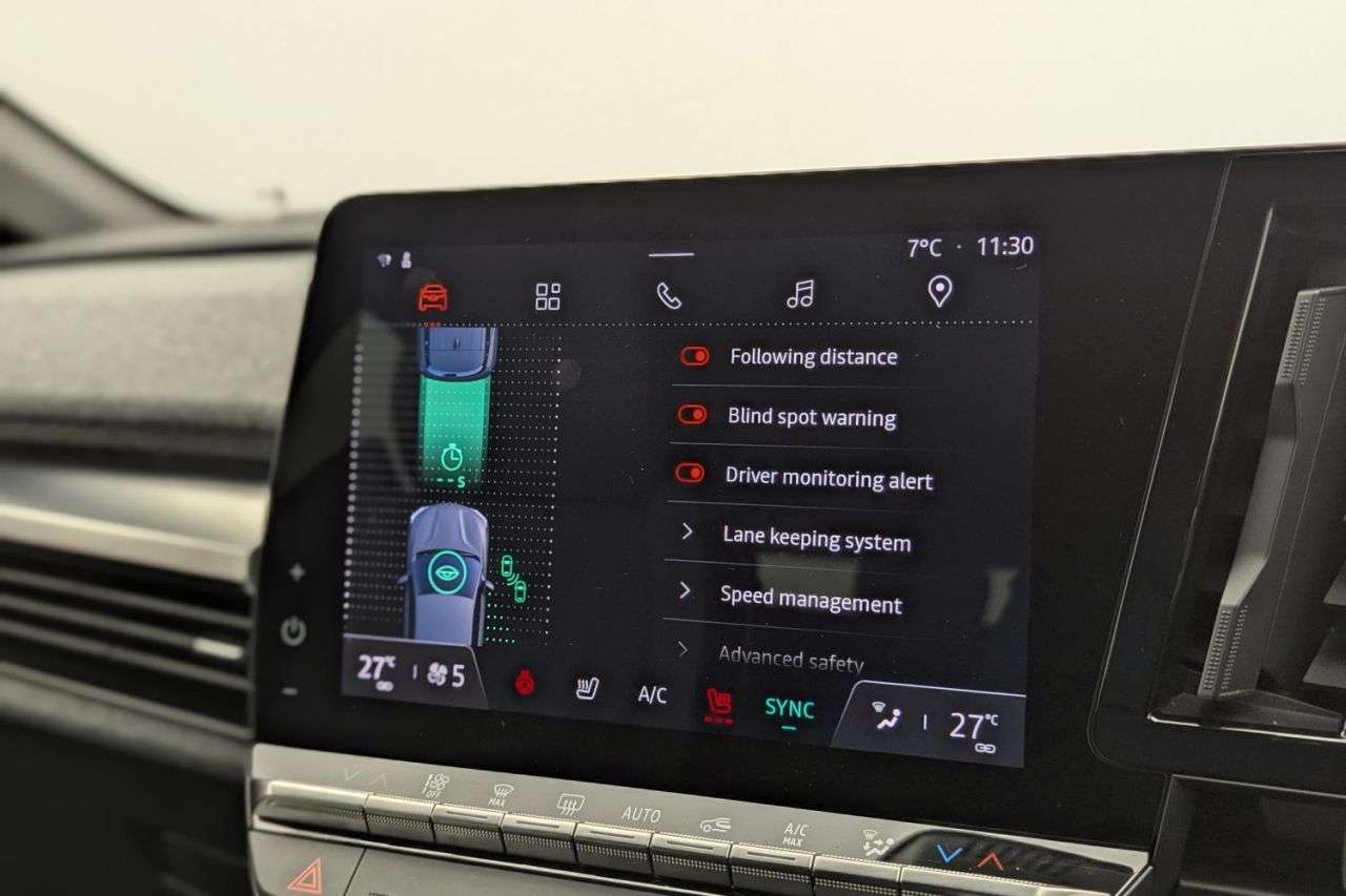 2022 RENAULT MEGANE E-TECH 2022 RENAULT MEGANE E-TECH