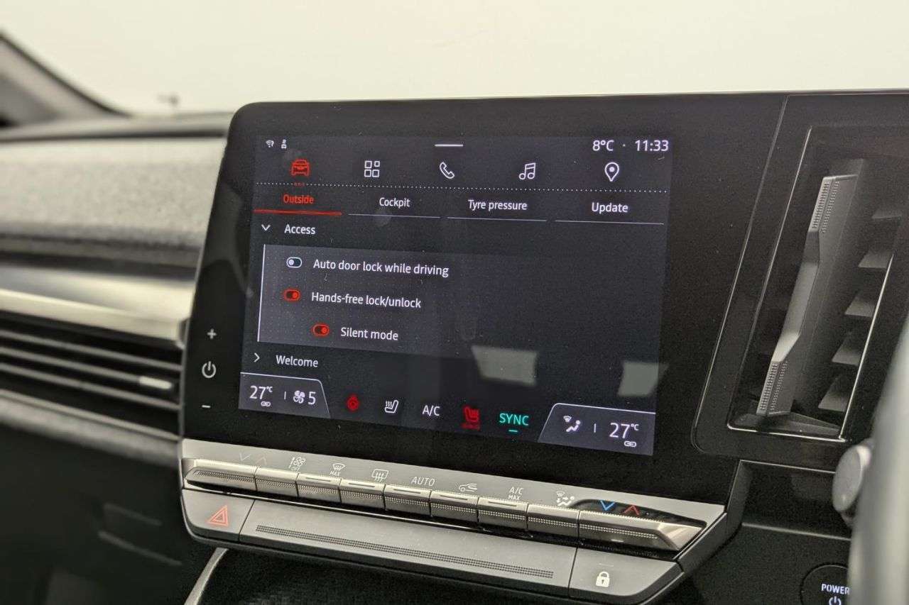 2022 RENAULT MEGANE E-TECH 2022 RENAULT MEGANE E-TECH