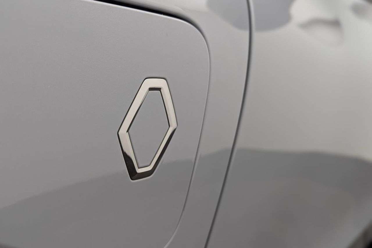 2022 RENAULT MEGANE E-TECH 2022 RENAULT MEGANE E-TECH