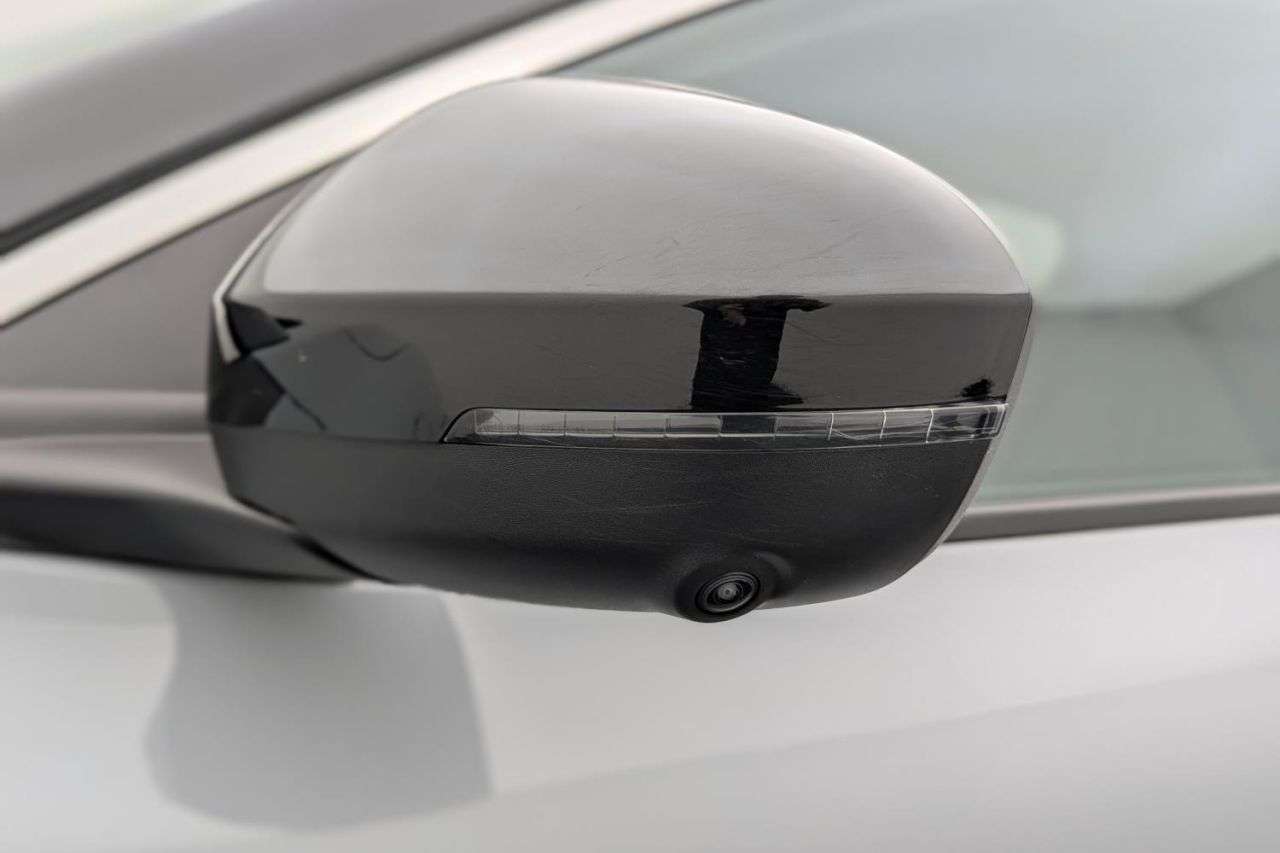 2022 RENAULT MEGANE E-TECH 2022 RENAULT MEGANE E-TECH